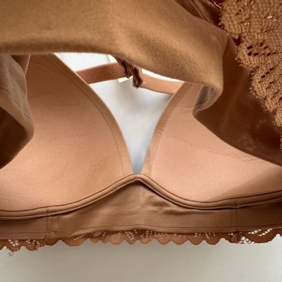 NWT Aerie Wire Less Wireless Tan Nude Soft Bra Size 34C T shirt Light Padding - Picture 5 of 5